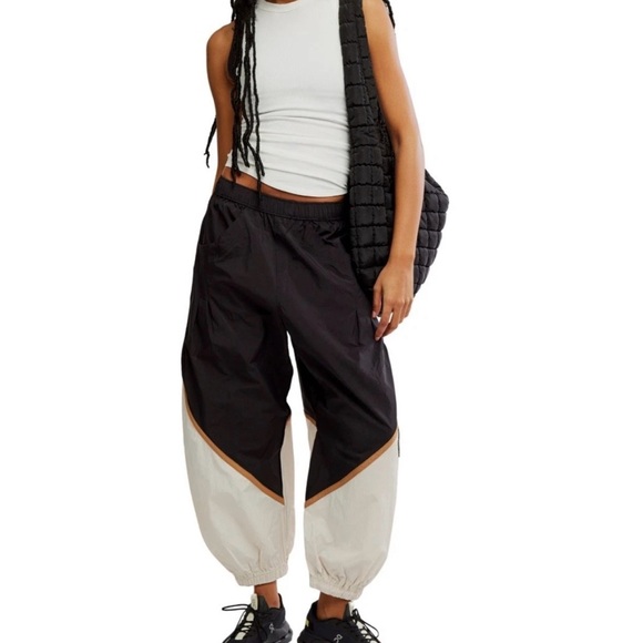 Free People Movement Womens Free Flow Joggers Sz Medium Black Combo - Picture 2 of 10